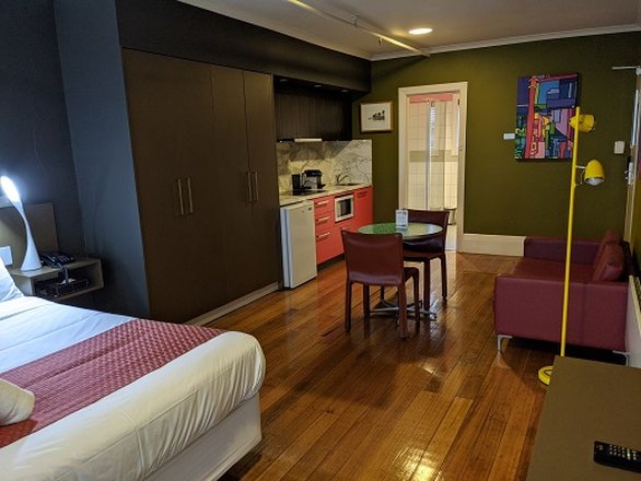 Tolarno Hotel 22/52