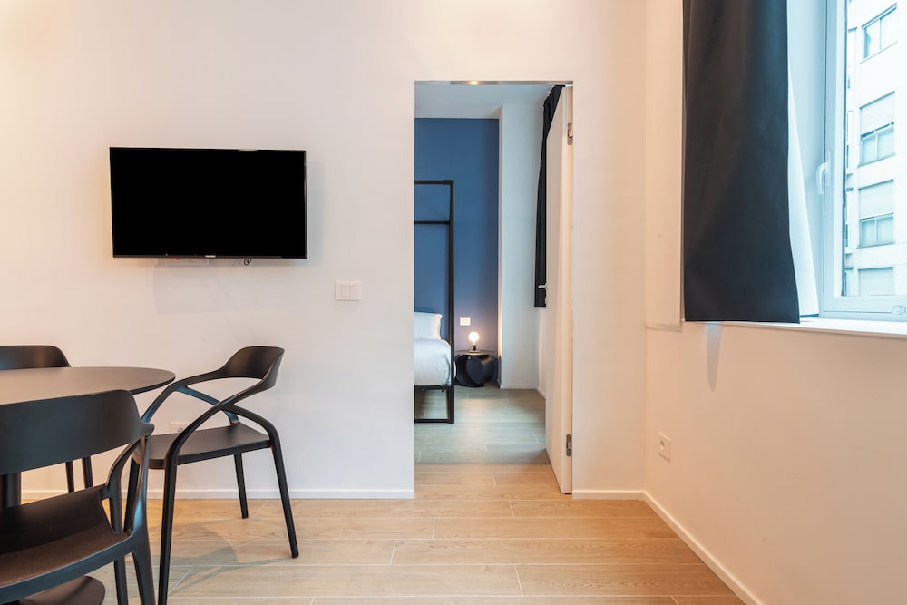 easyhomes - City Centre Suites 38/50