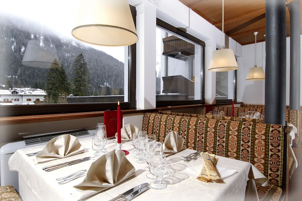 Hotel Colfosco 37/50
