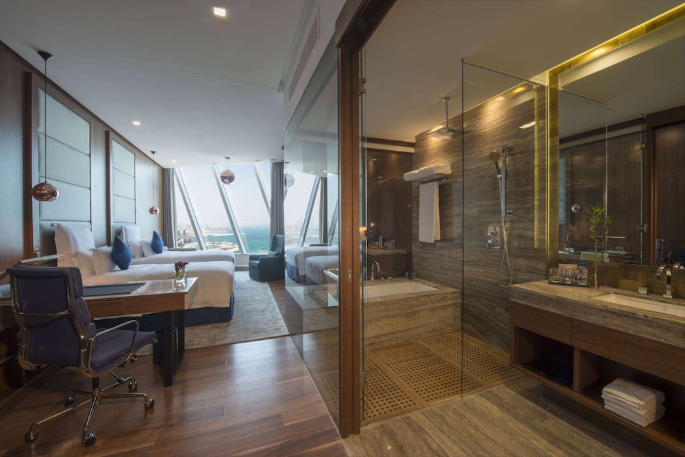 Wyndham Grand Manama 48/64