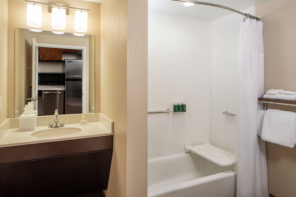 TownePlace Suites by Marriott Clarksville 11/52