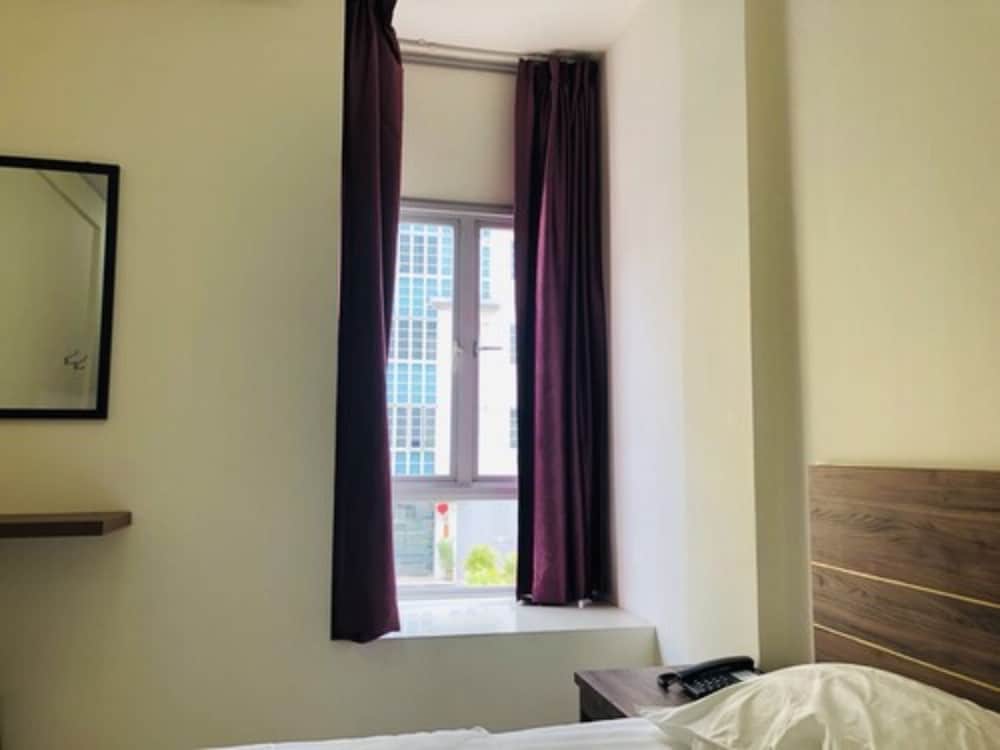 Jh Hotel 17/27