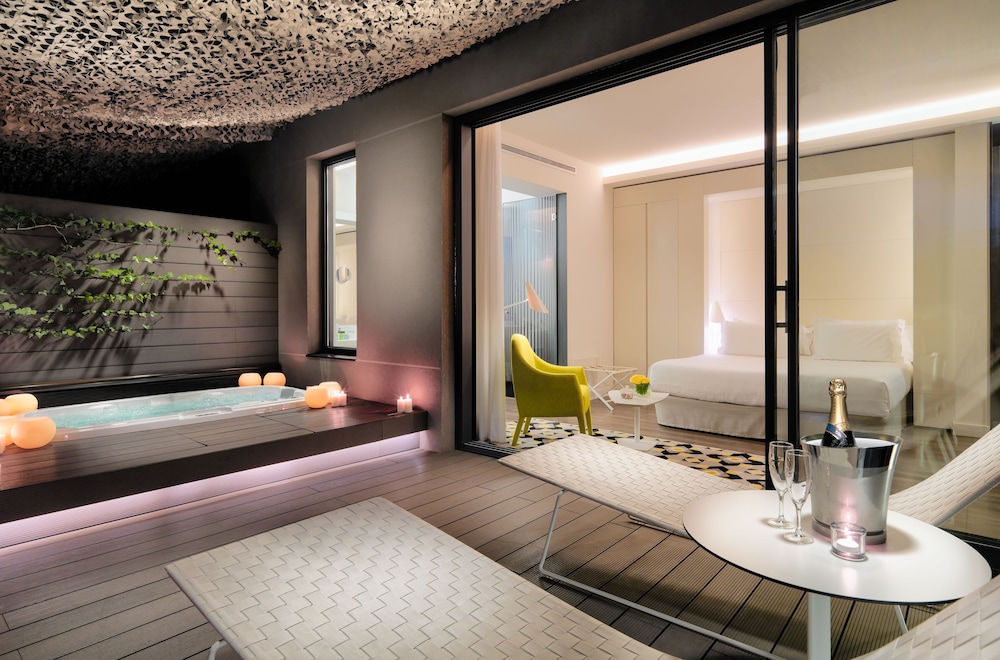 H10 Urquinaona Plaza Hotel 45/72