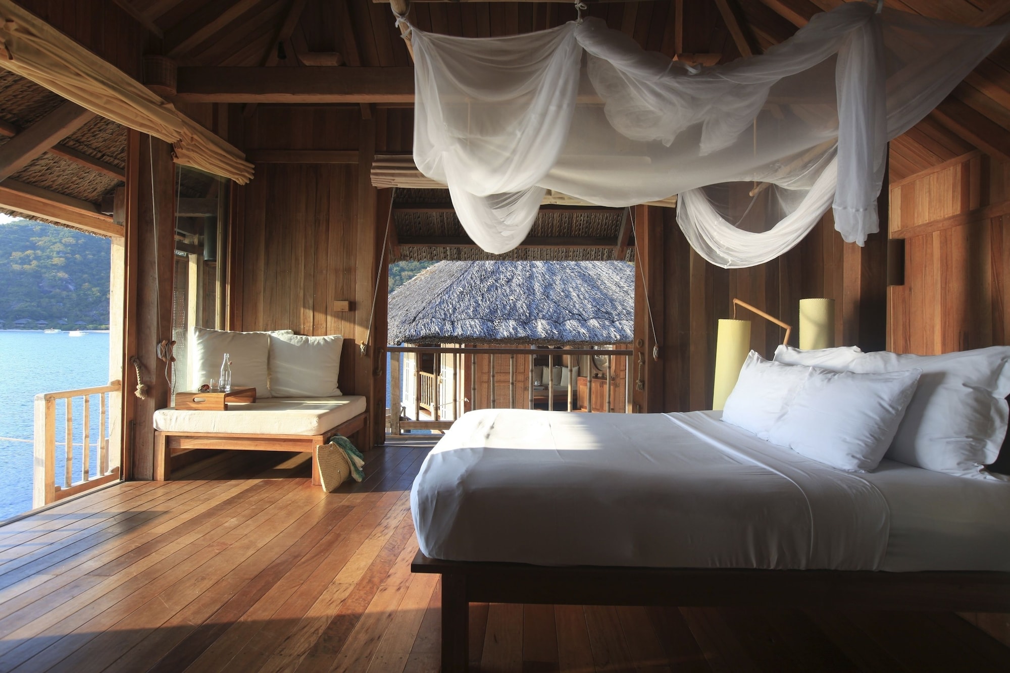 Water Pool Villa, Queen Bed