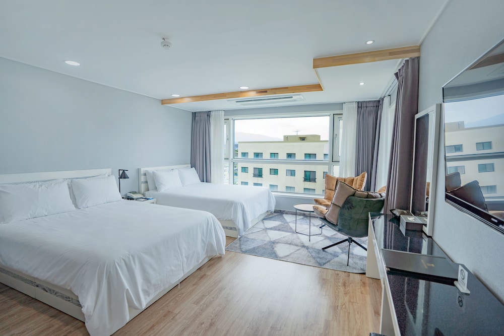 Hotel Sweet Castle Jeju ex Hotel Best One 15/60