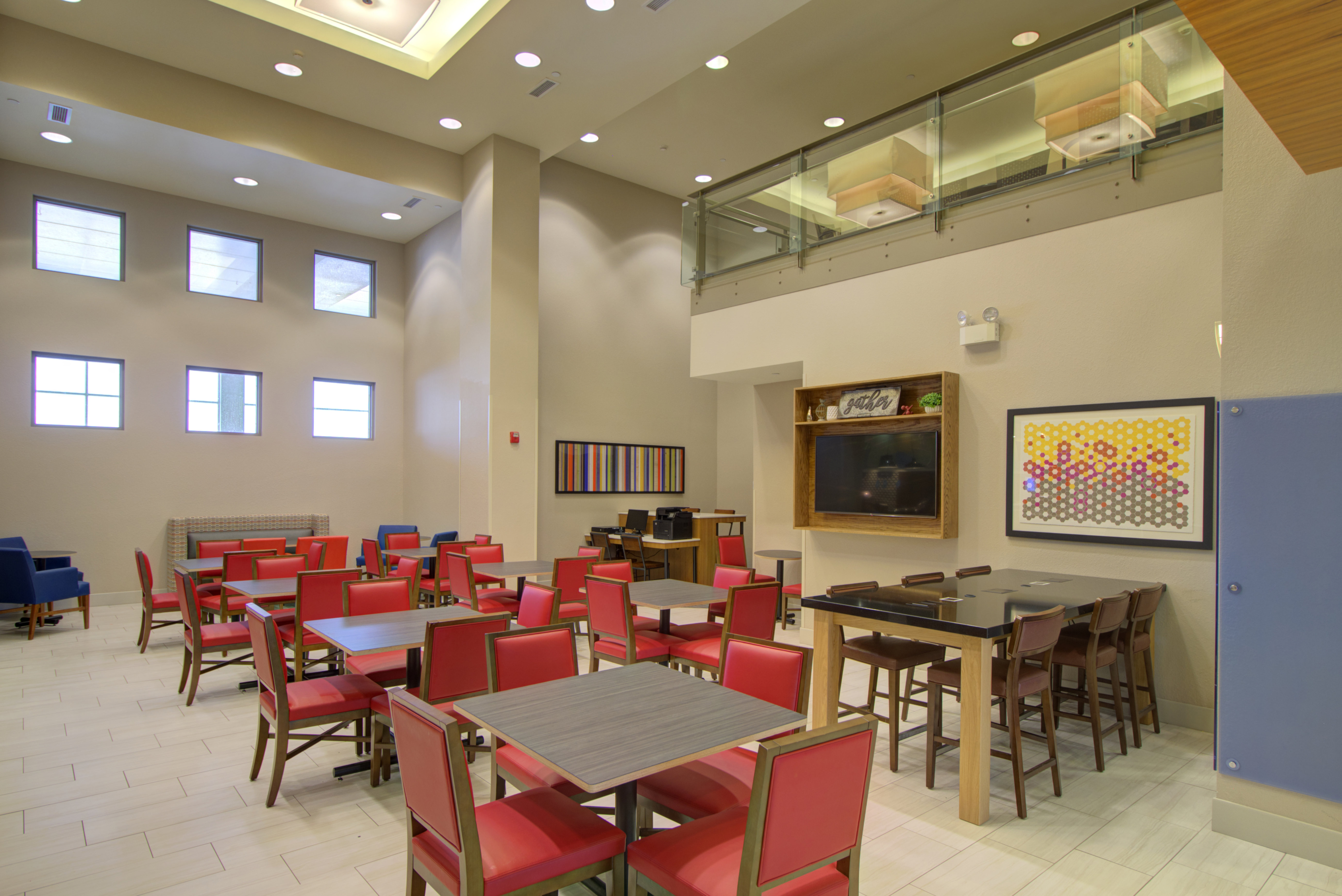 Holiday Inn Express Hotel And Suites Mankato East 63/76