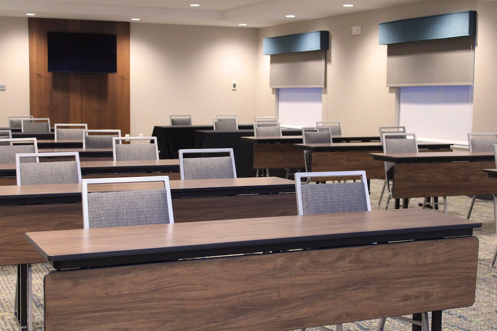 Hampton Inn Buffalo - Amherst 38/41
