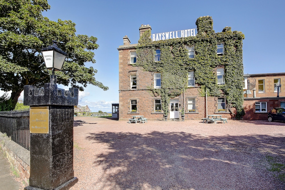 Bayswell Hotel And Restaurant 35/50