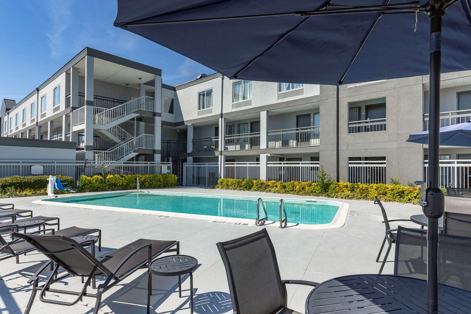 Quality Inn Fayetteville near Fort Bragg 27/28