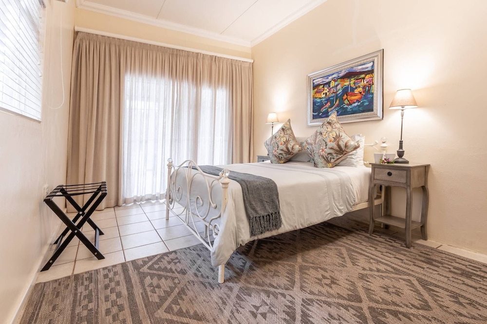 Oliver's Bed and Breakfast 18/49