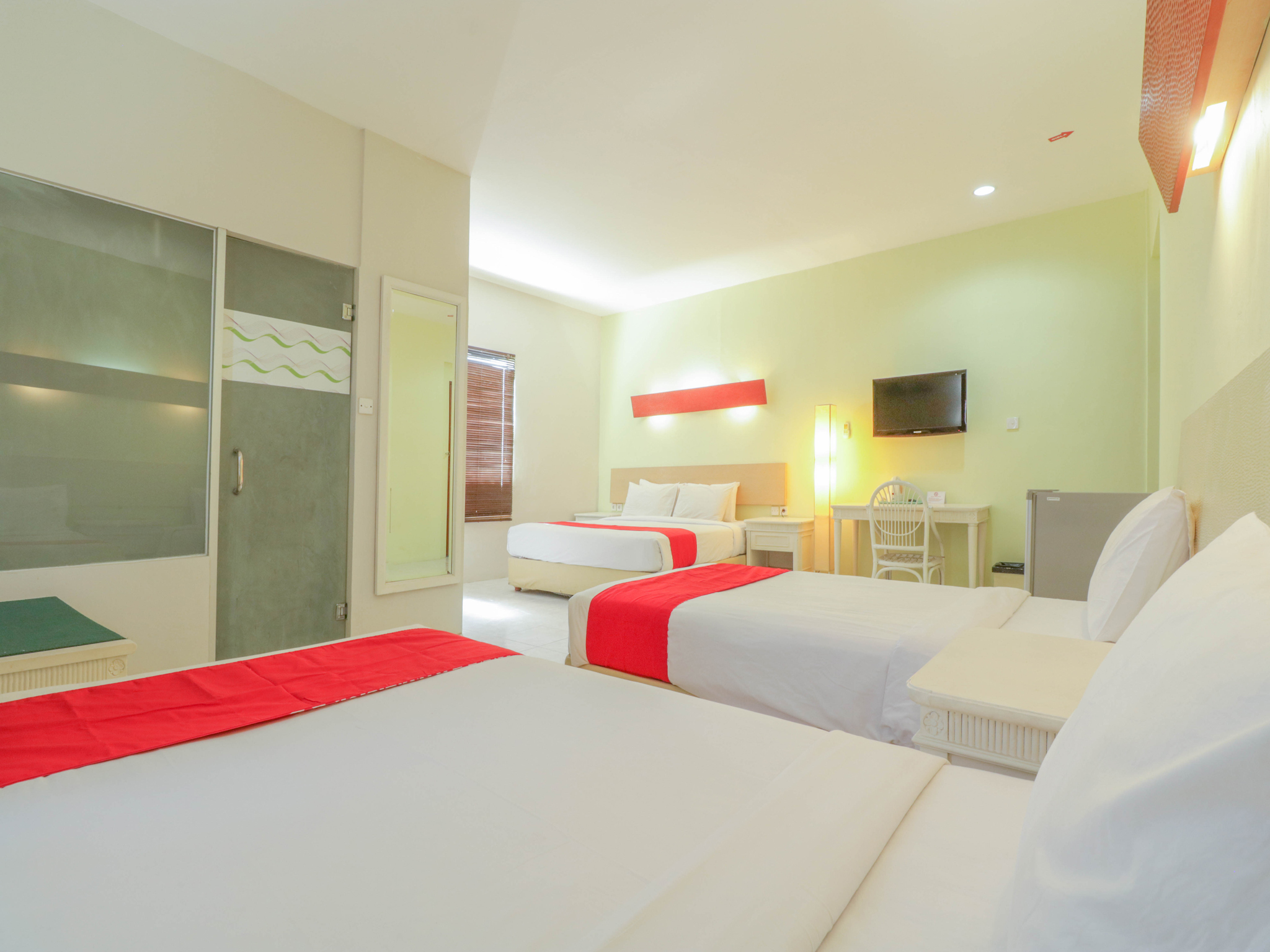 Oyo Flagship 2253 The Sunrise Sanur (Ex. Oyo 2253 The Sunrise Sanur) 38/56
