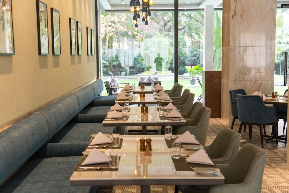 Radisson Blu Mumbai International Airport 39/64