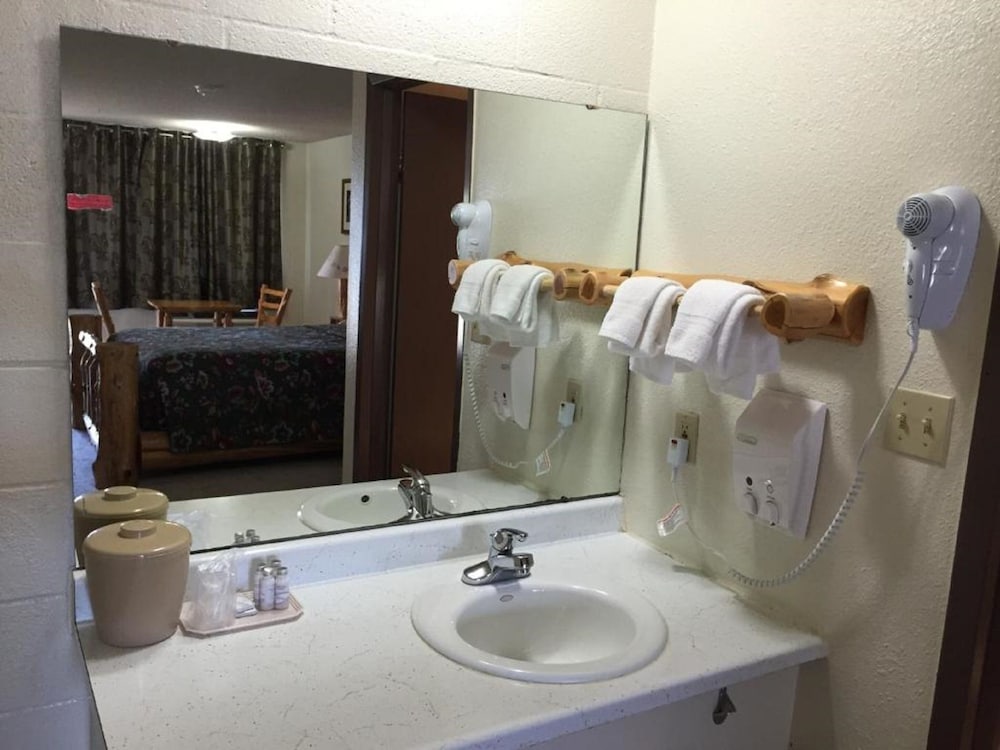 Northwoods Motel 39/39