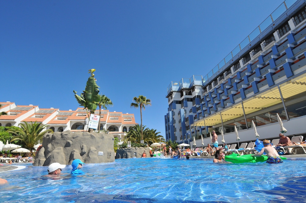 Paradise Park Fun Lifestyle Hotel 65/72