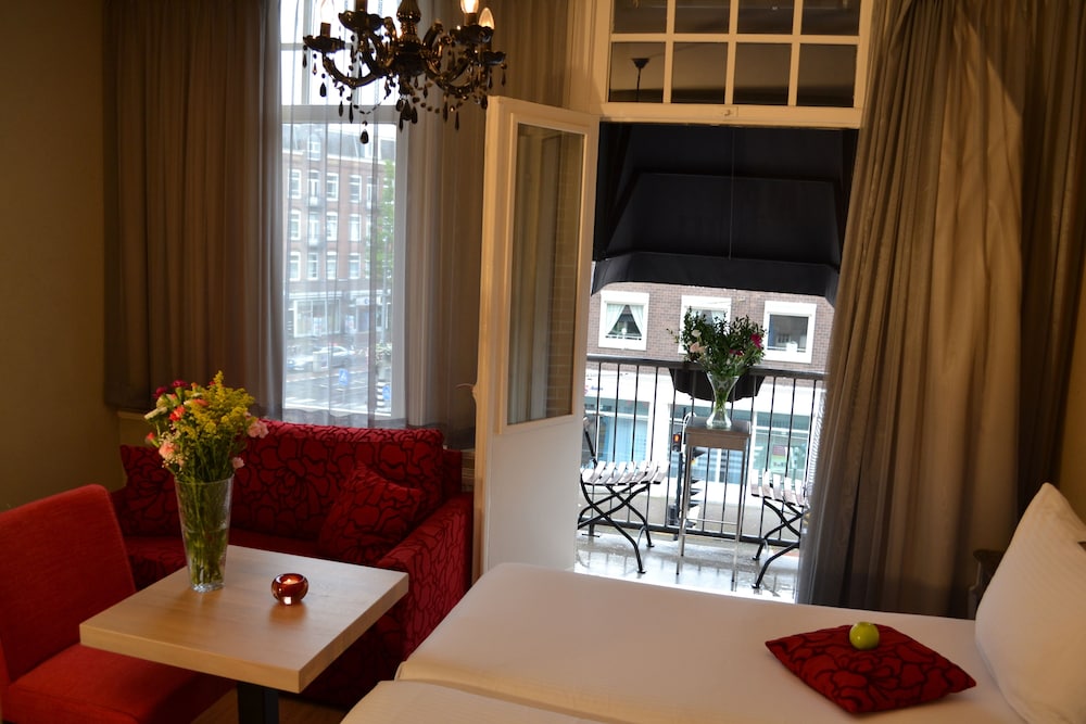 Alp Hotel Amsterdam 32/50