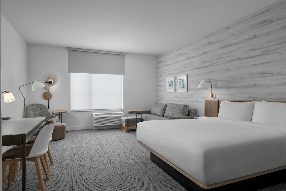 TownePlace Suites By Marriott Midwest City 8/40