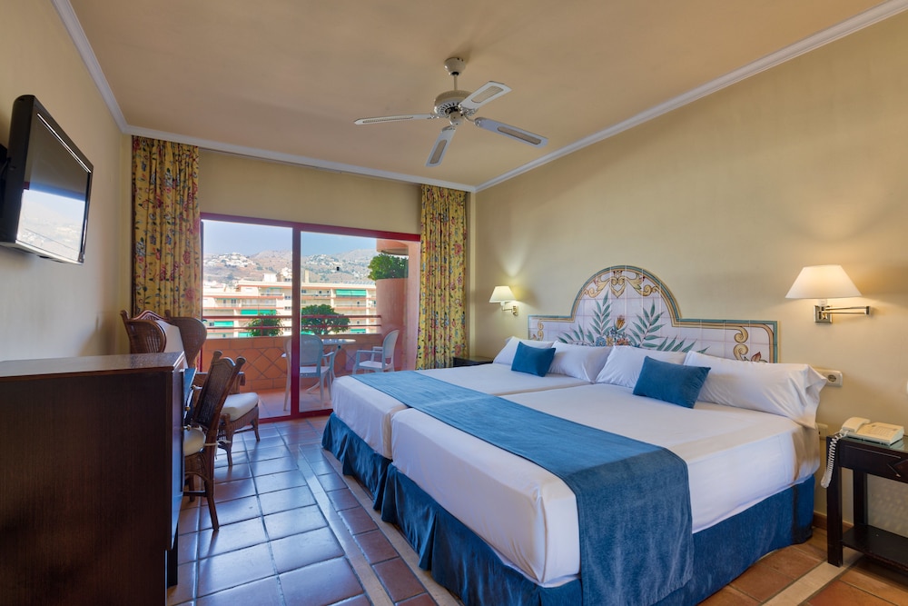 Room, Double Bed