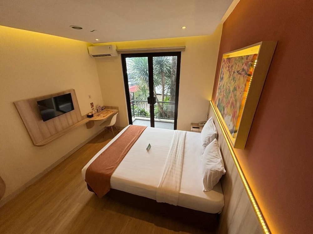 غرفة تنفيذية بسرير كوين بشرفة، D'Bamboo Suites 3/10