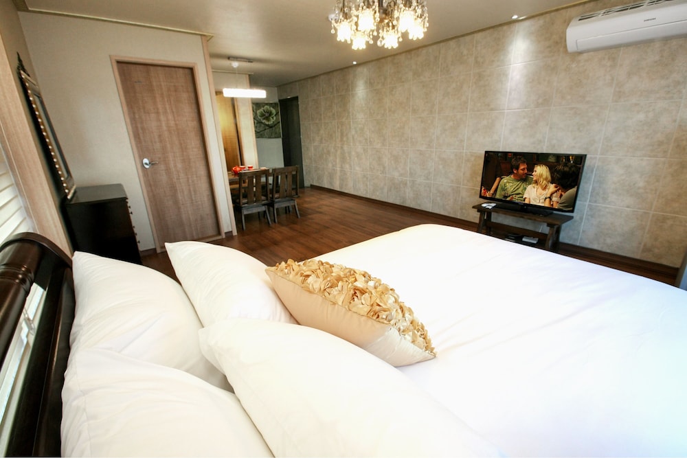 Busan Chaeum Pension 12/50