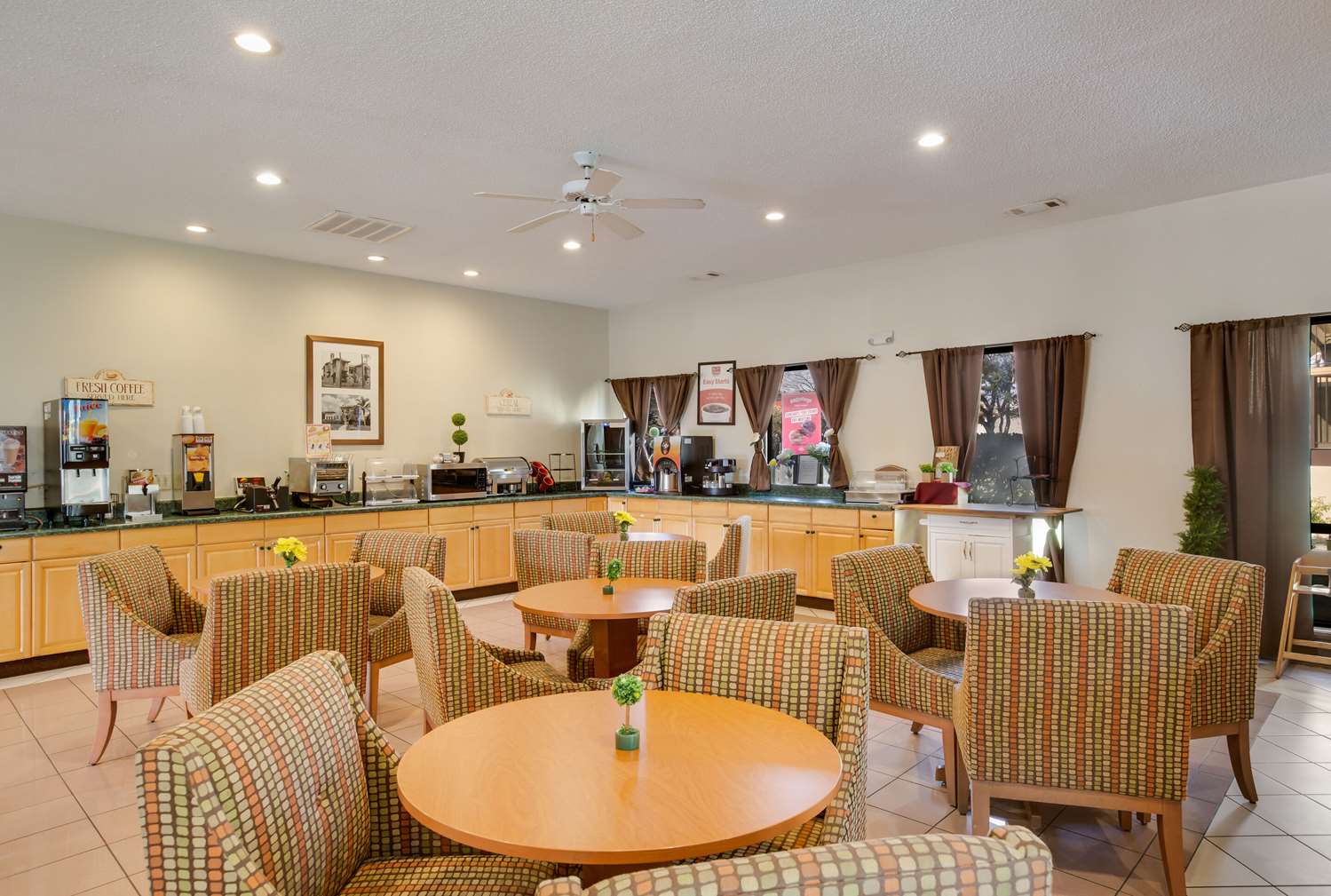 Econo Lodge Inn & Suites Hardeeville-I-95 33/59