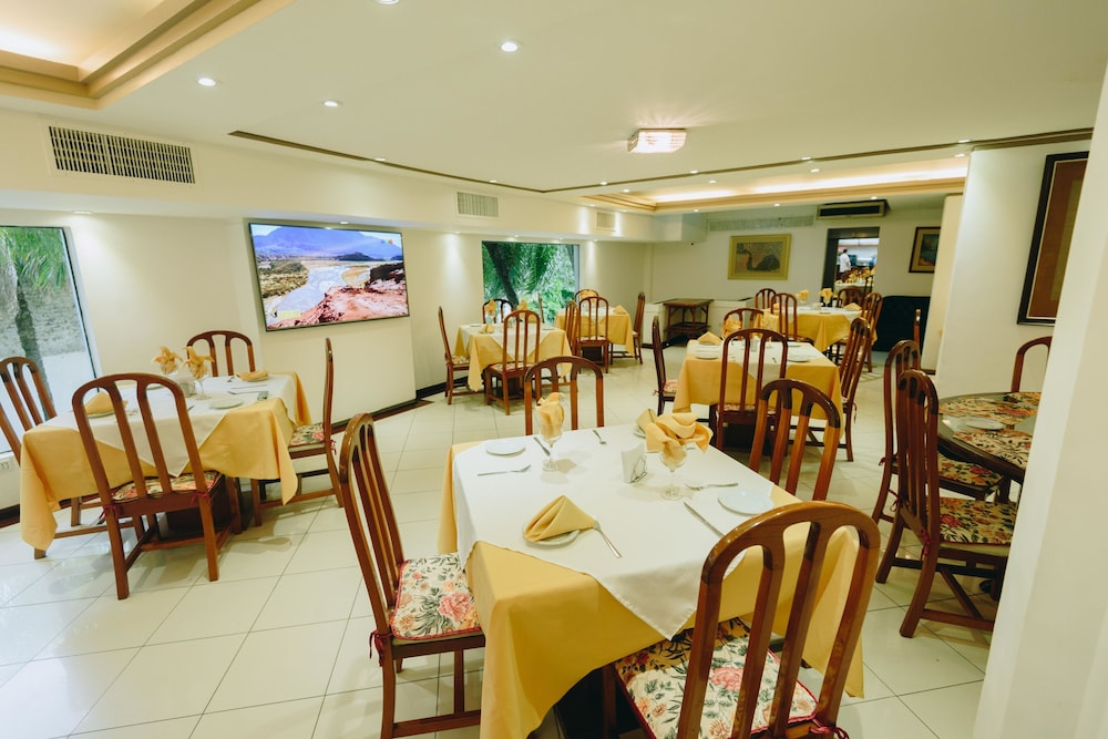 Arenal Hotel 36/50