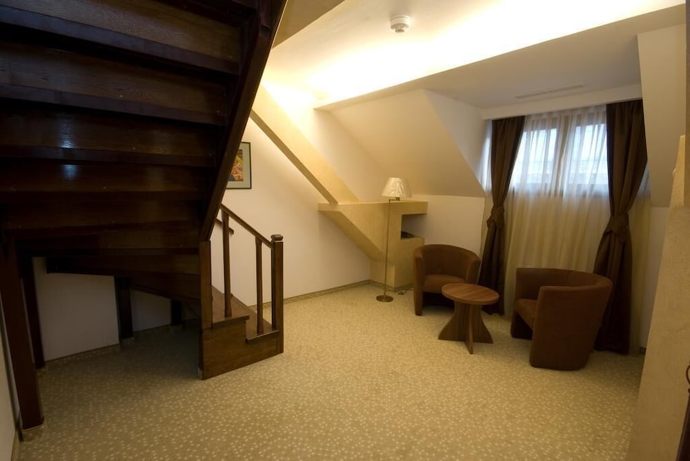Hotel Gott 33/43