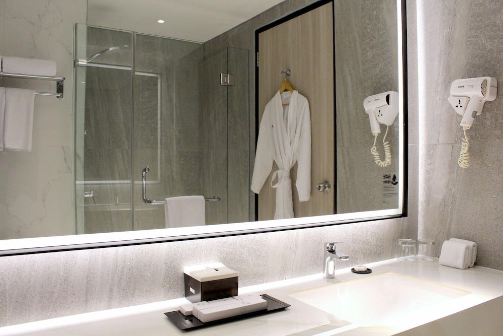 Hotel Ciputra Cibubur managed by Swiss-Belhotel International 74/75