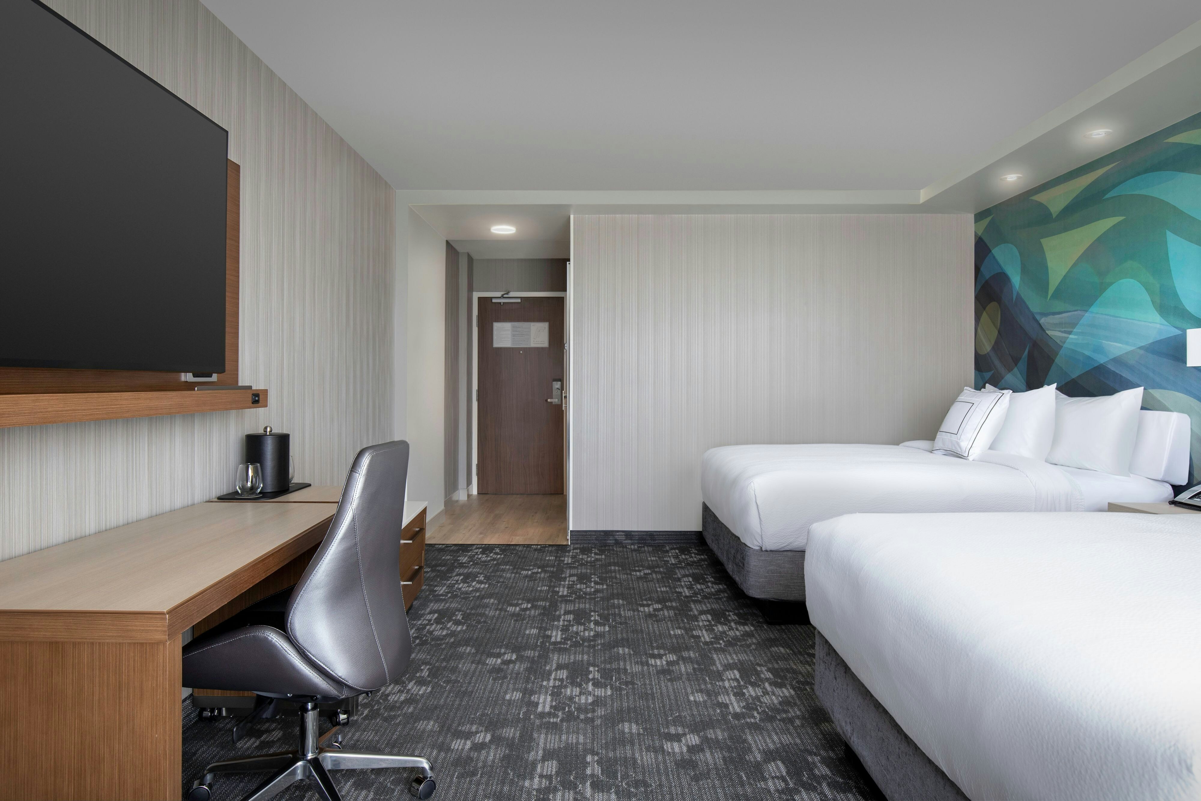 Courtyard By Marriott Nanaimo 1/3