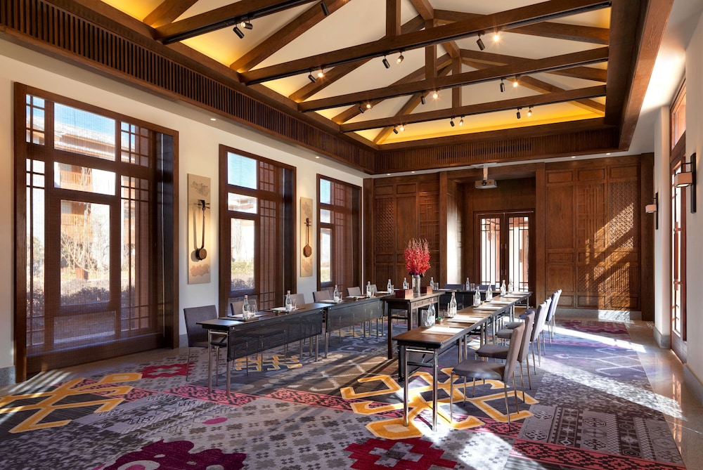 Jinmao Purelax Lijiang, The Unbound Collection By Hyatt 31/70