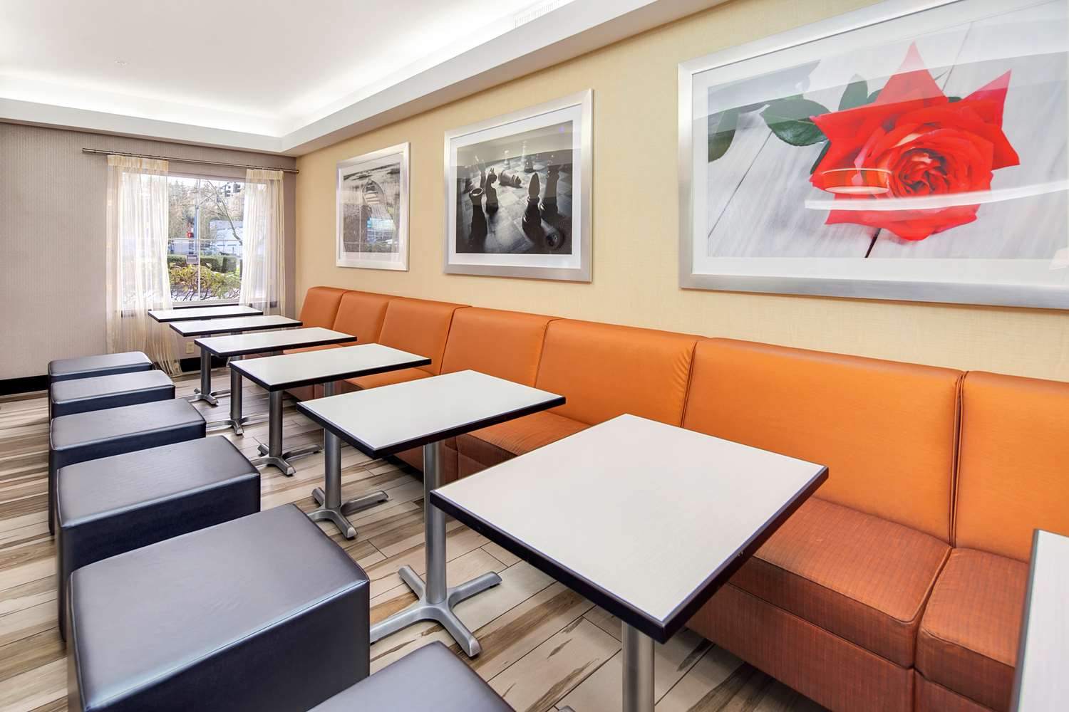 restaurant cafeteria