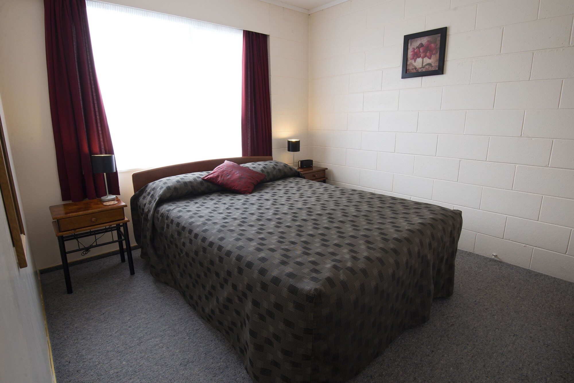 2 BEDROOMS, APARTMENT