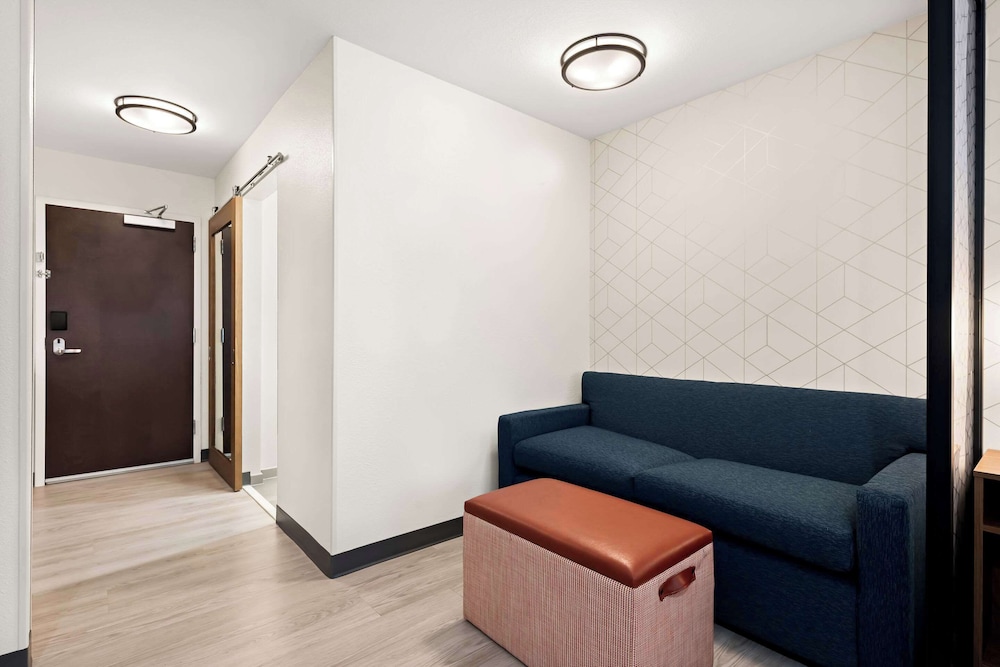 Everhome Suites Huntsville - Research Park 42/60