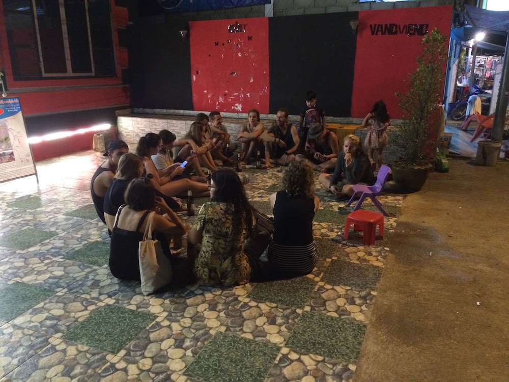 Vang Vieng Rock Backpacker Hostel 42/48