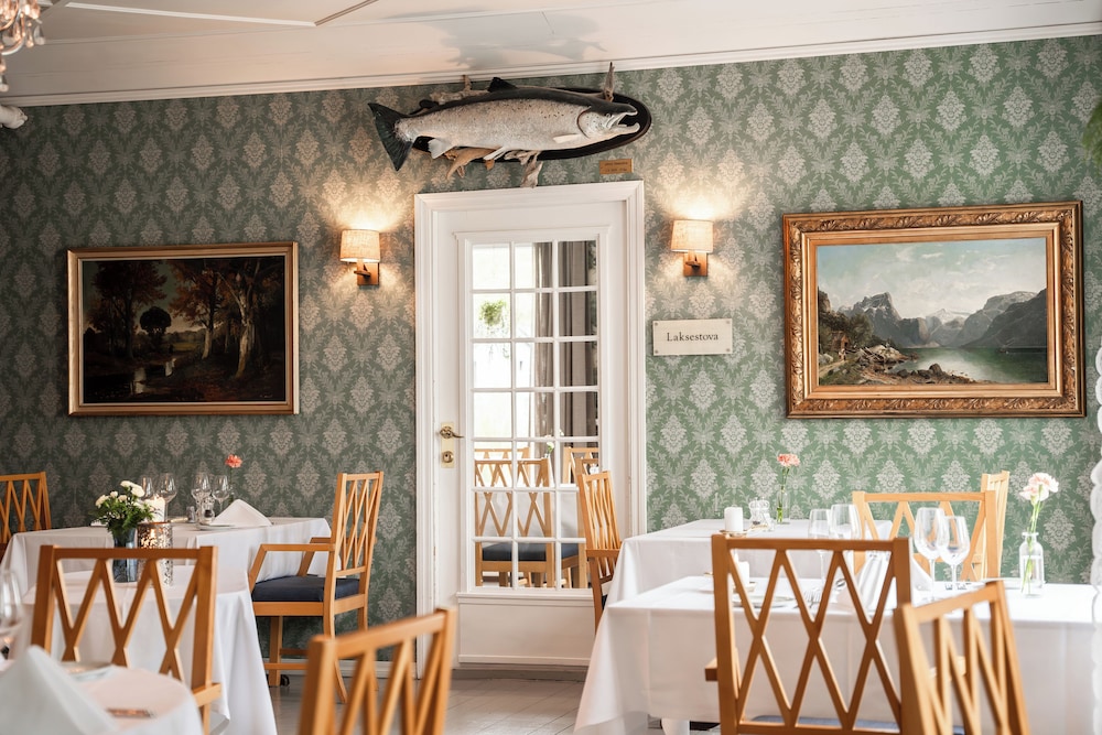 Gloppen Hotel by Classic Norway Hotels 34/50