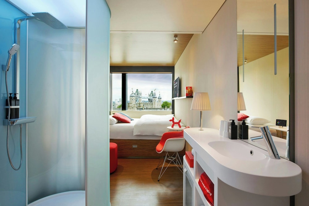 Room, King Bed, Tower View، Citizenm Tower Of London 8/10