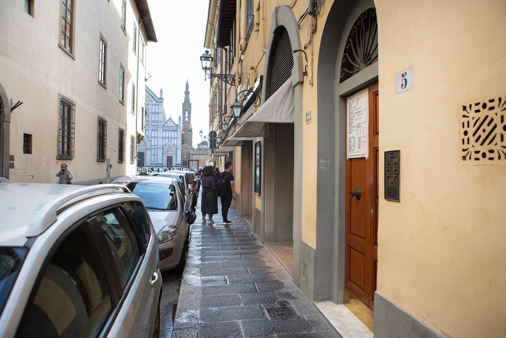 Lian Home in Florence 17/19