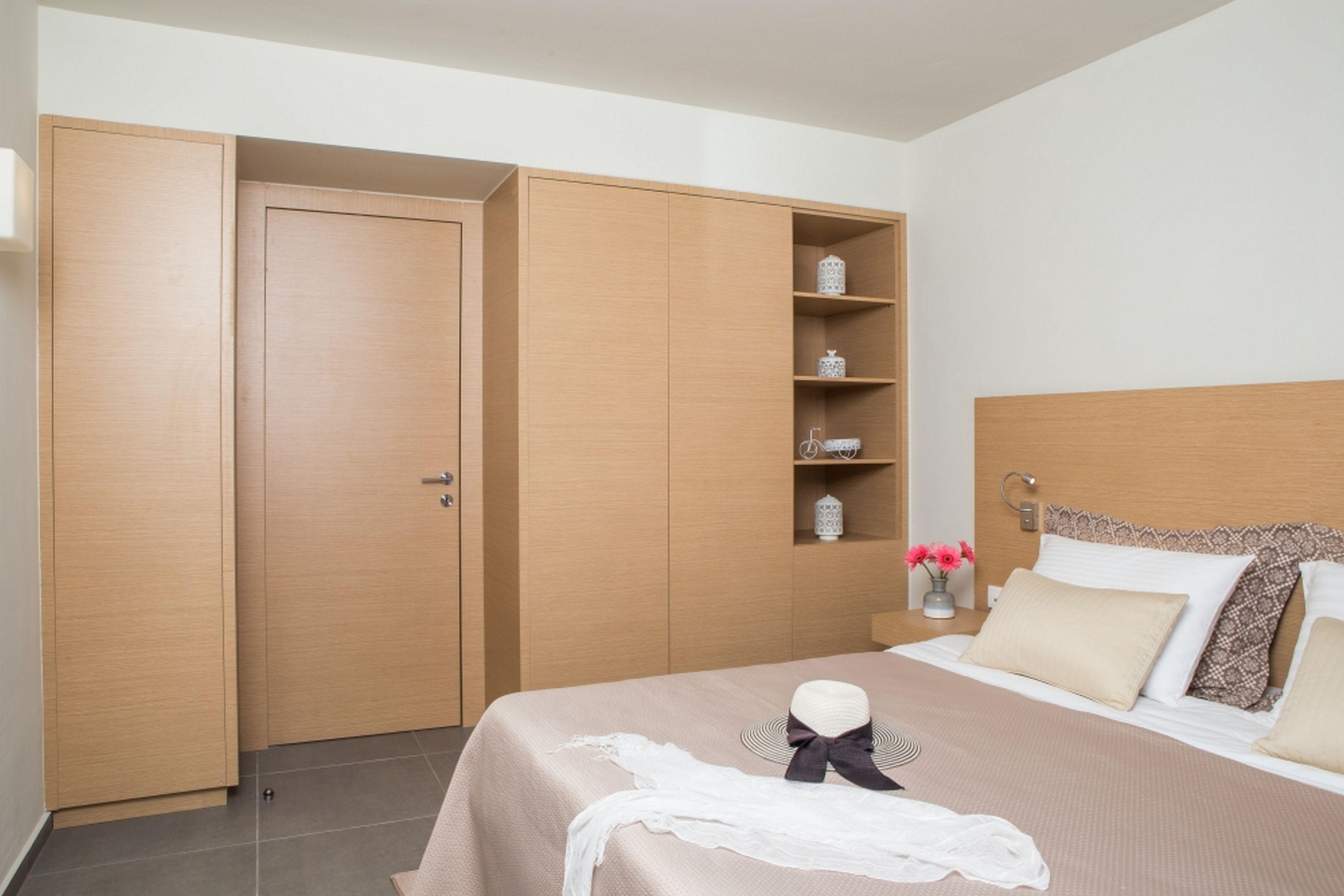 Suite 2 Bedrooms Garden View