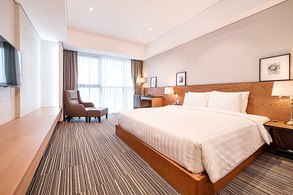 Golden Tulip Incheon Airport Hotel and Suites 22/63