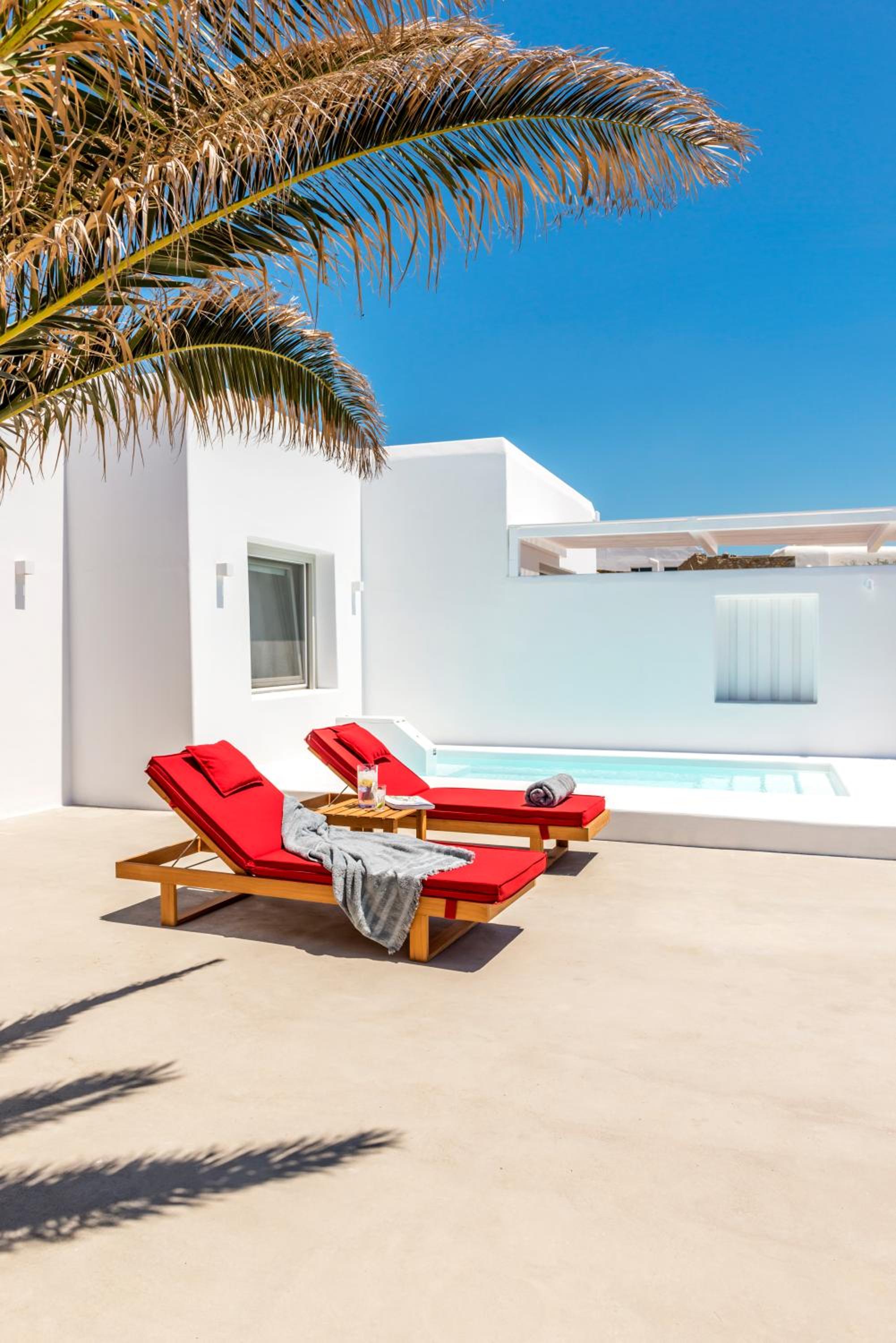 Bespoke Mykonos 14/19