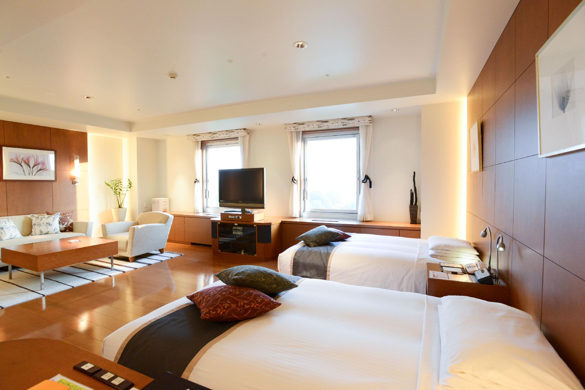 Royal, Twin Beds