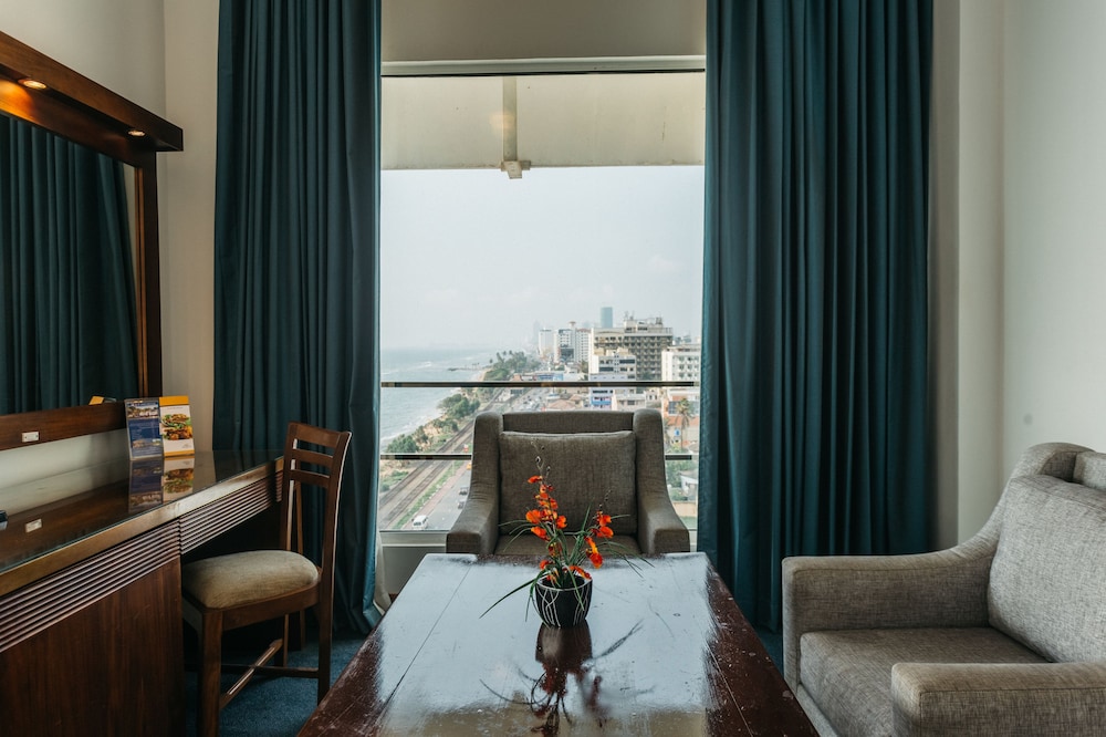 Mirage Colombo Hotel 57/81