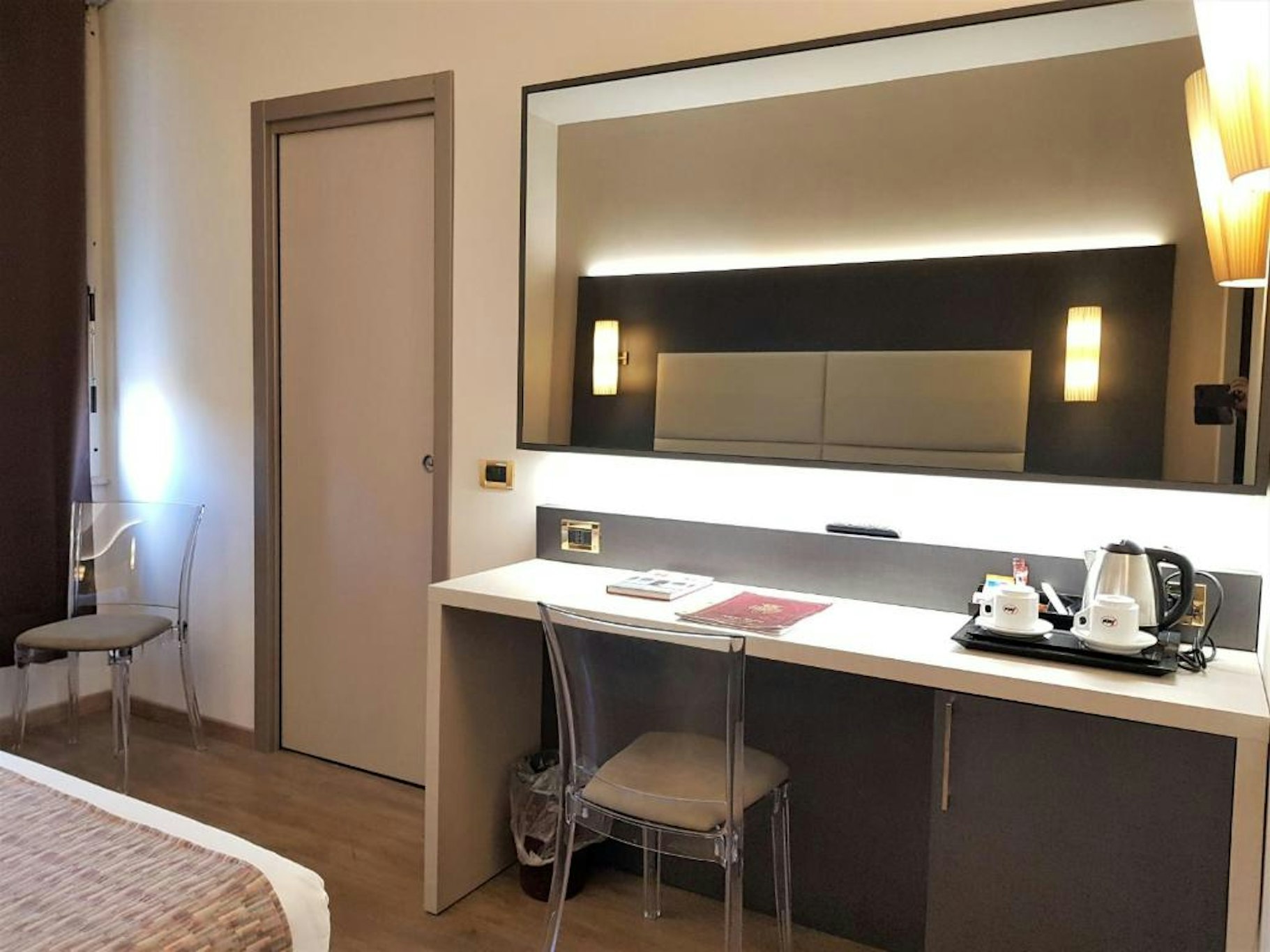 Astra Hotel 51/51