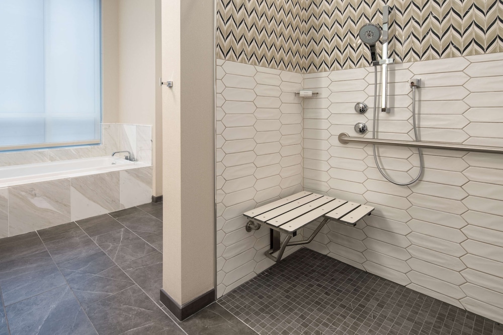 Embassy Suites By Hilton Seattle Downtown Pioneer Square 18/69