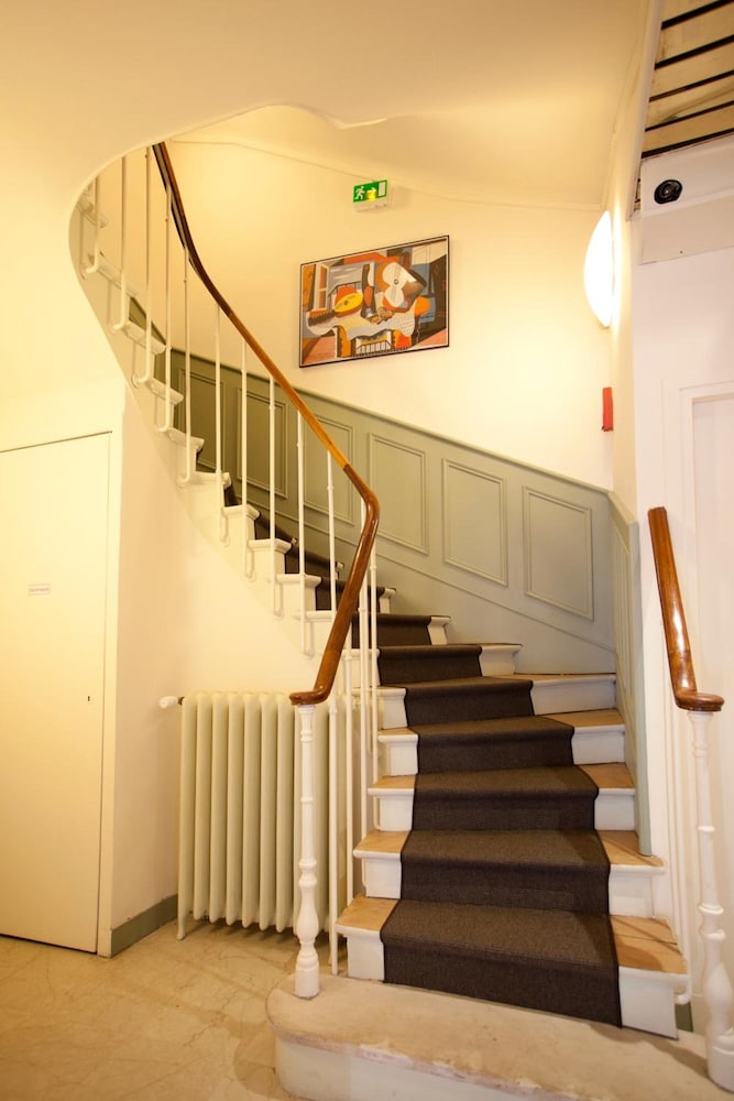 Nadaud Hotel 23/37