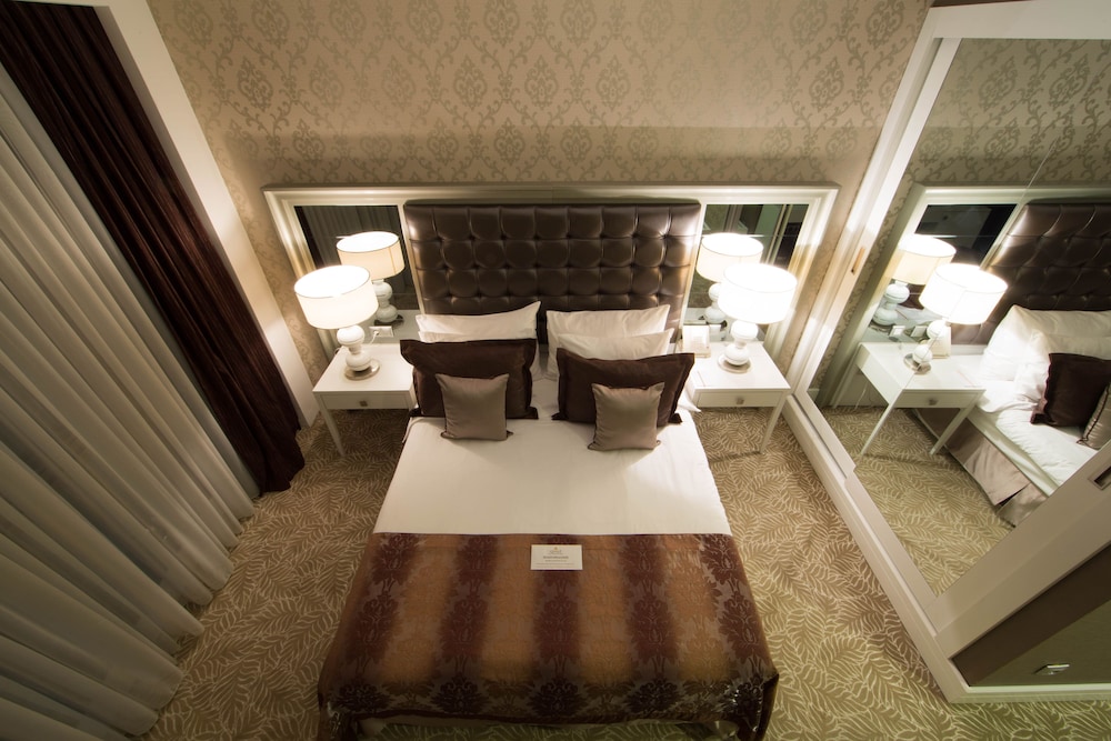 Qafqaz City Hotel 18/44