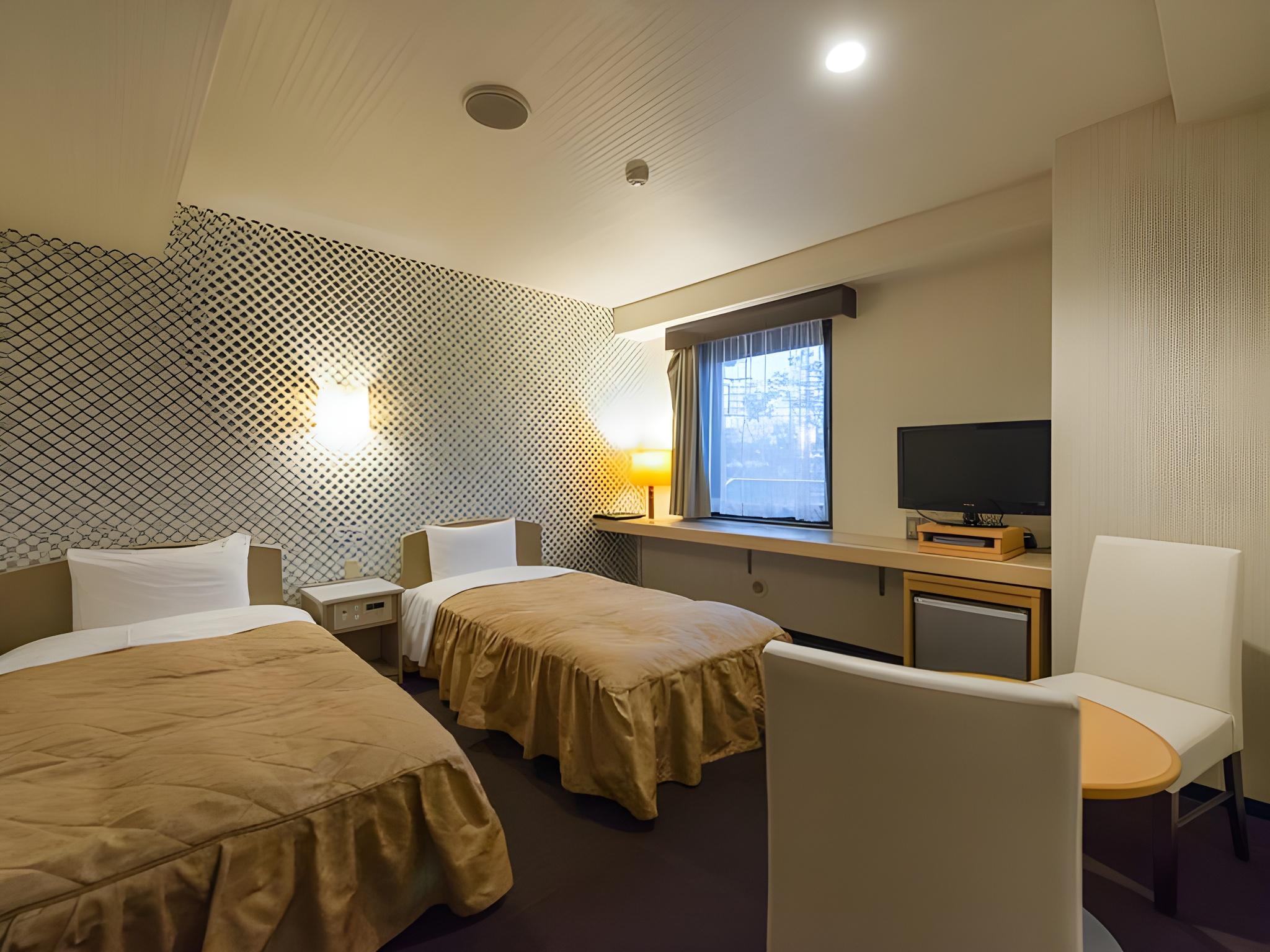 Standard, Twin Beds, Main Building