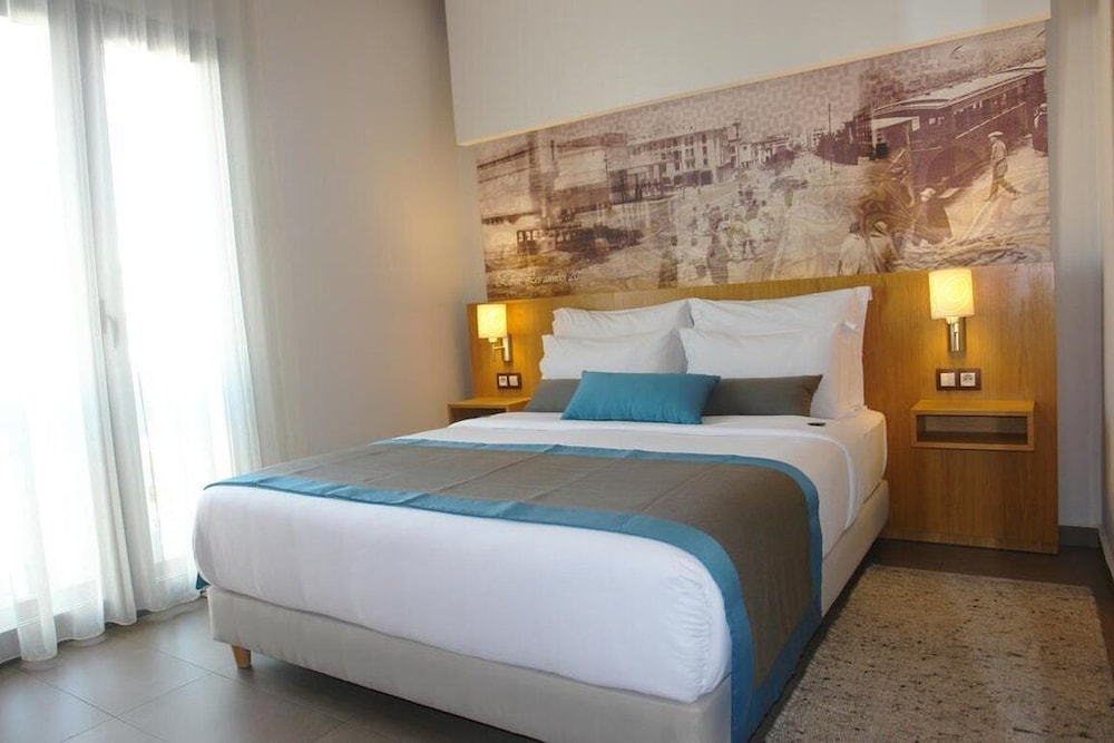 غرفة قياسية بسرير كوين، ONOMO Hotel Rabat Terminus 4/9