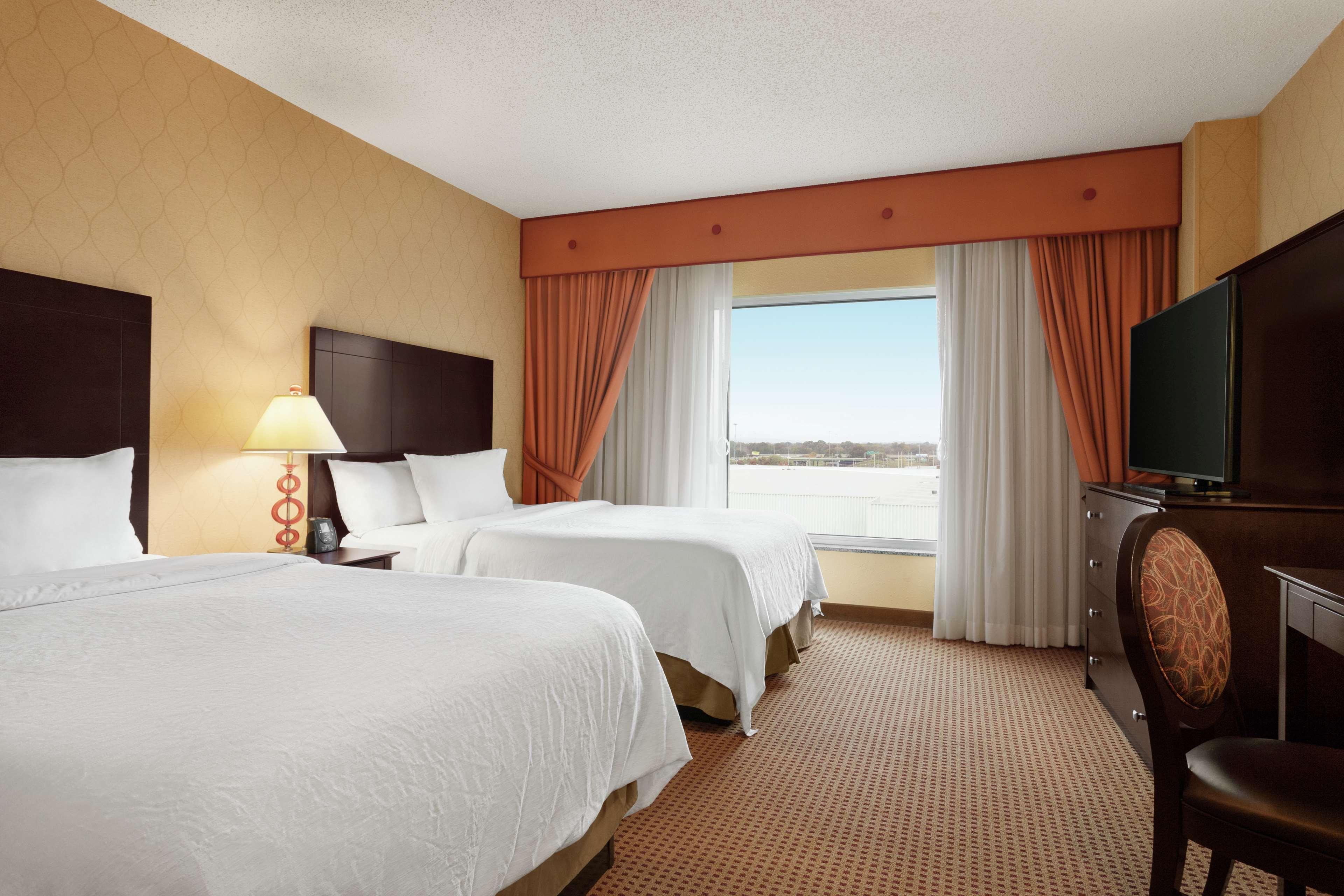 1 BEDROOM, SUITE, 2 DOUBLE BEDS, ACCESSIBLE