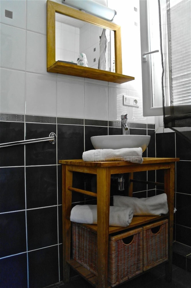 Hotel Le Grillon 25/25