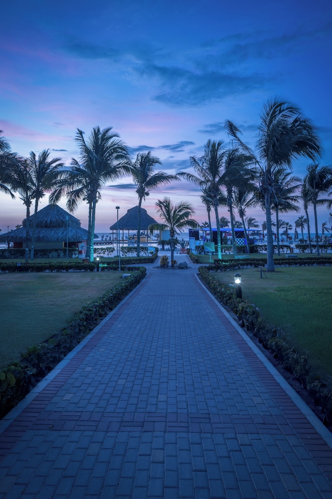 Royal Decameron Punta Sal 86/88